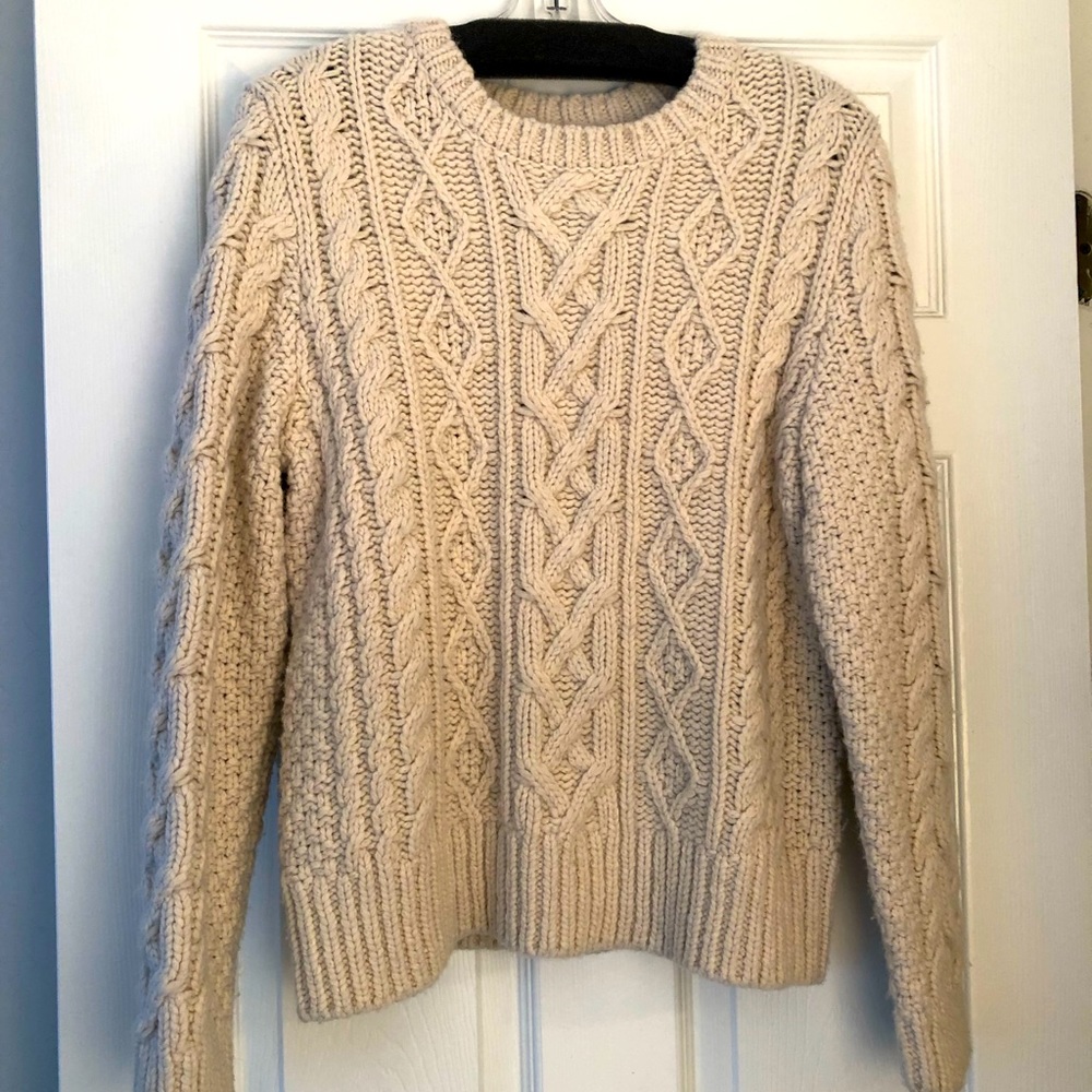 Banana Republic Fisherman Style Sweater Size M